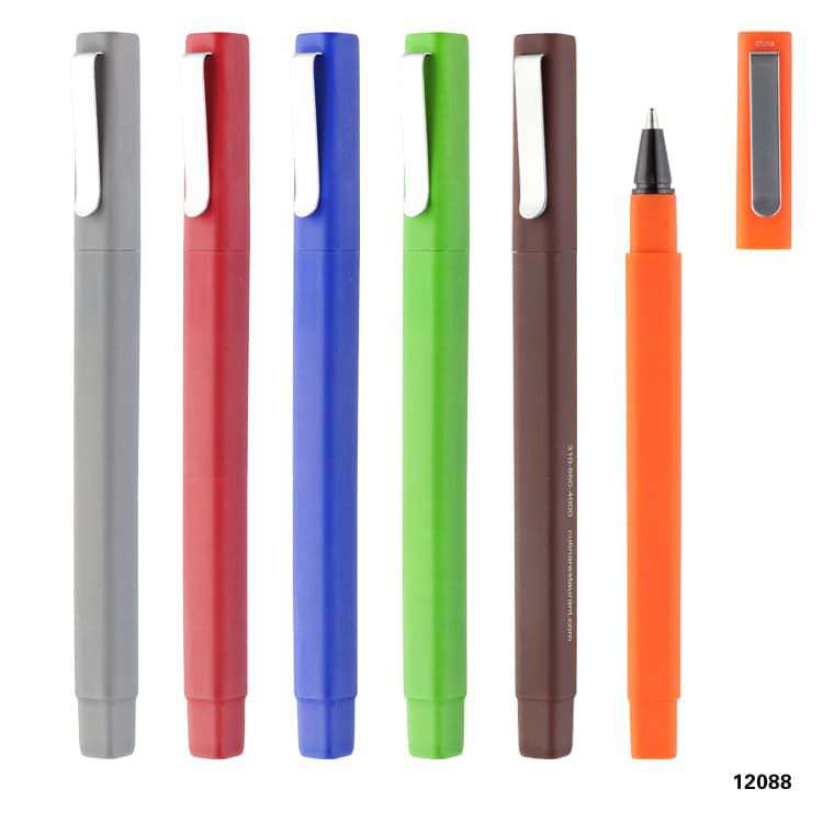 Wholesale custom  Cap off ballpen Plastic Pen